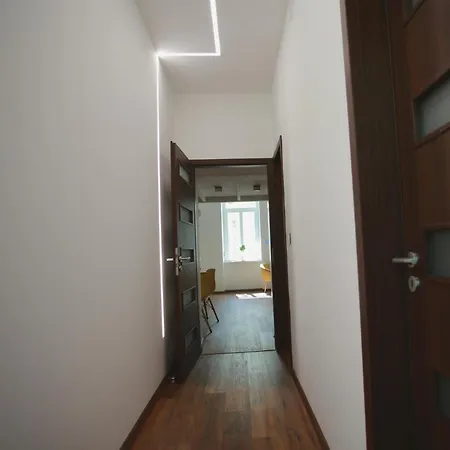 Szieszta Apartman Apartman *